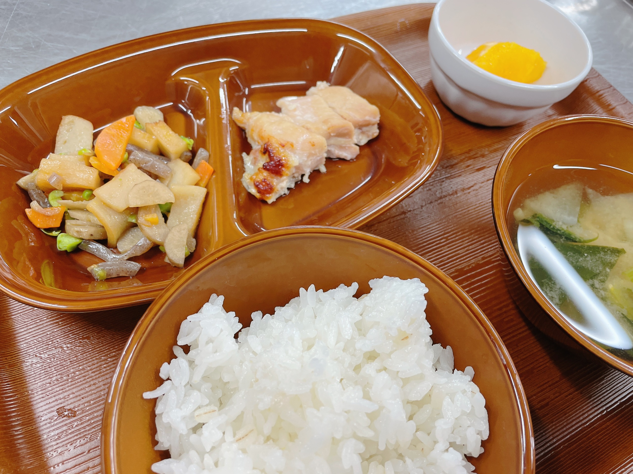 今日の給食3月26日(木)