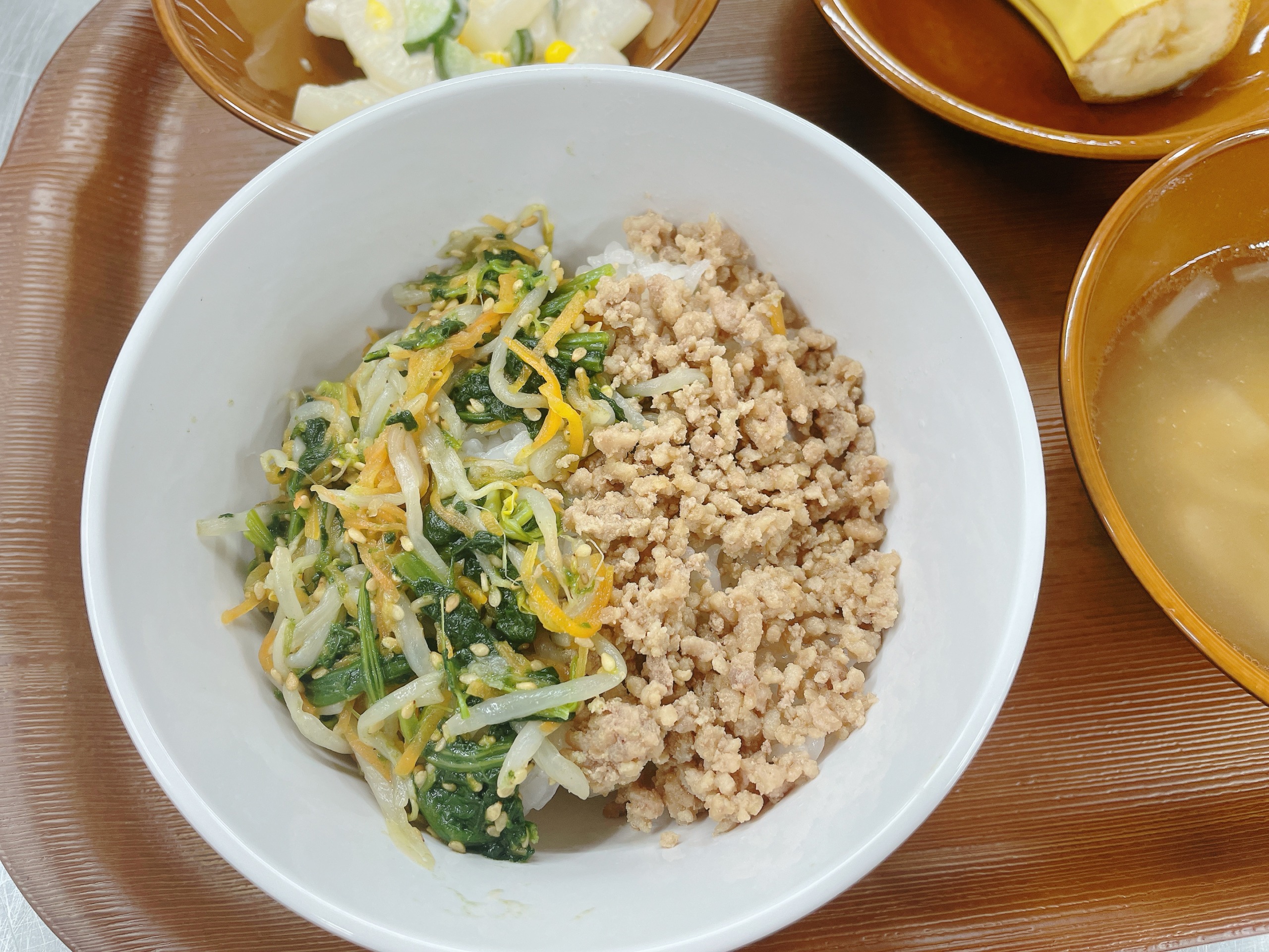 今日の給食3月30日(火)
