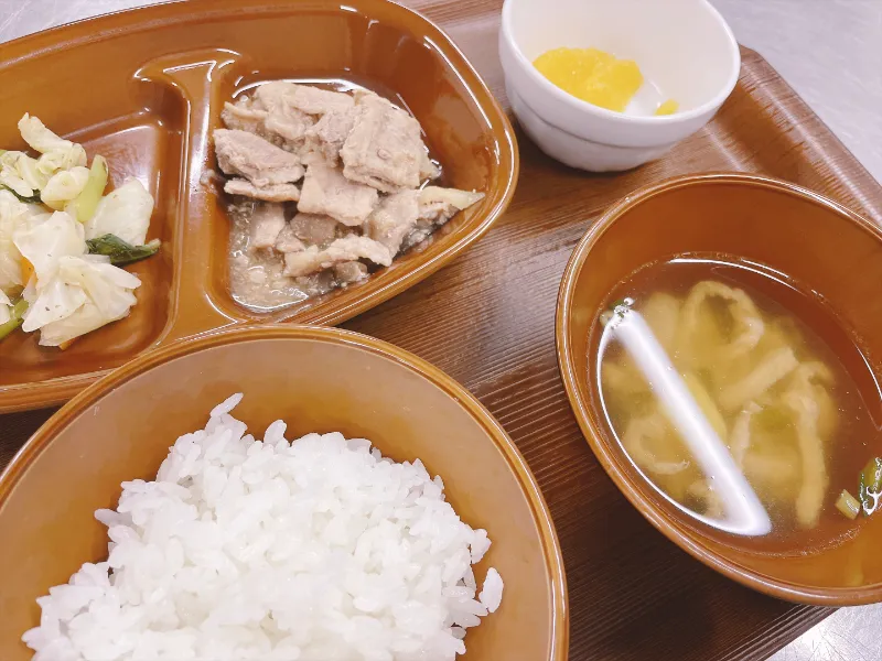 今日の給食8月4日㈫