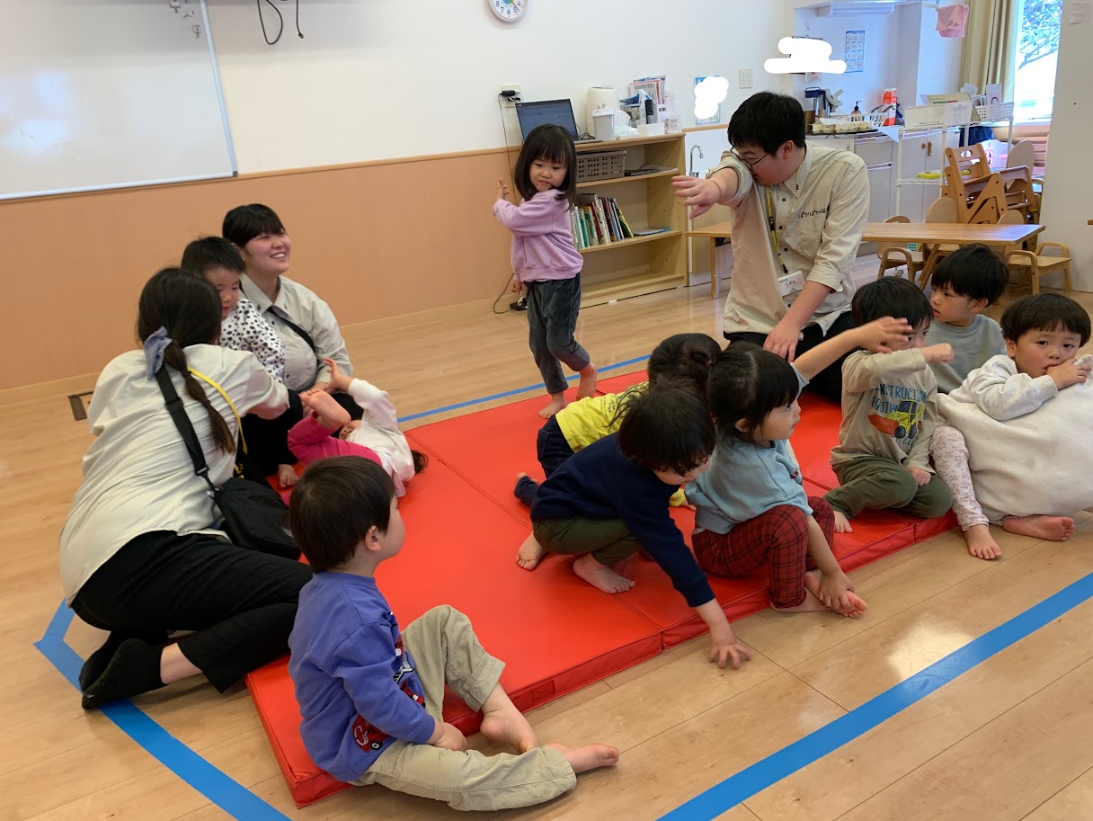 【音楽あそび】なんの歩き方？(高倉)