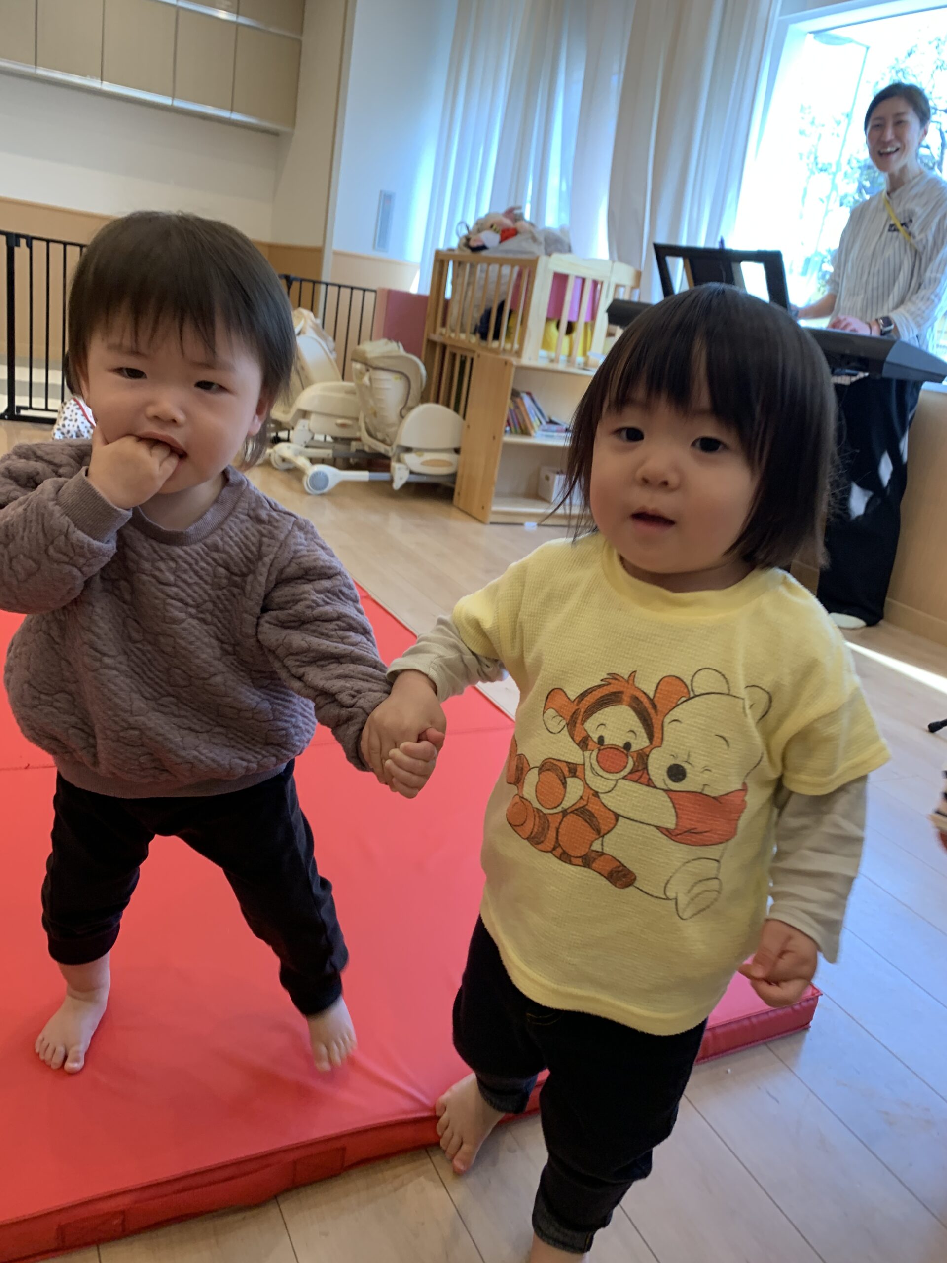 春を感じながら音楽とお外遊び♪ぽかぽか保育園高倉園