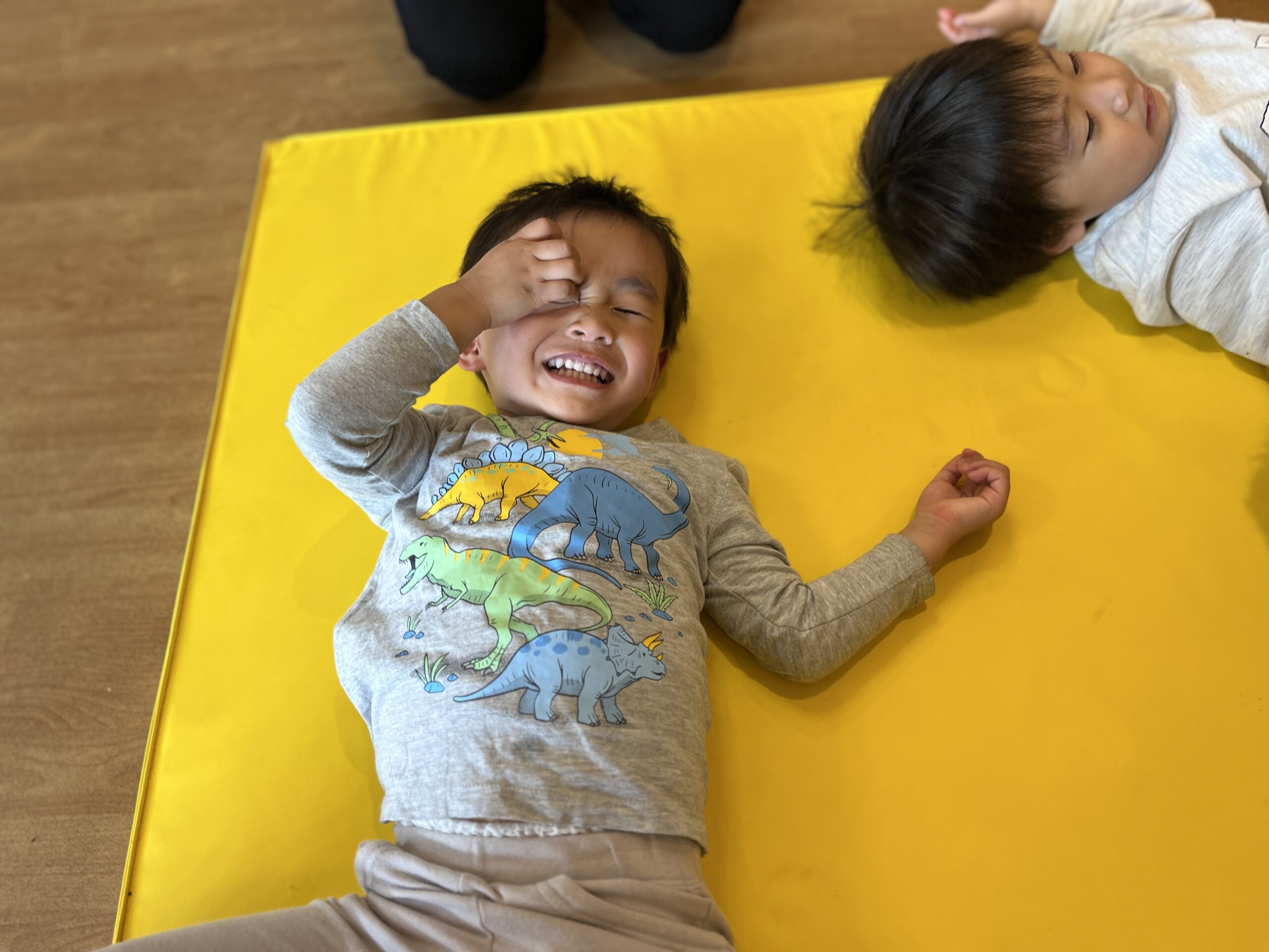 お友だち想いな多摩平園♪ぽかぽか保育園多摩平園