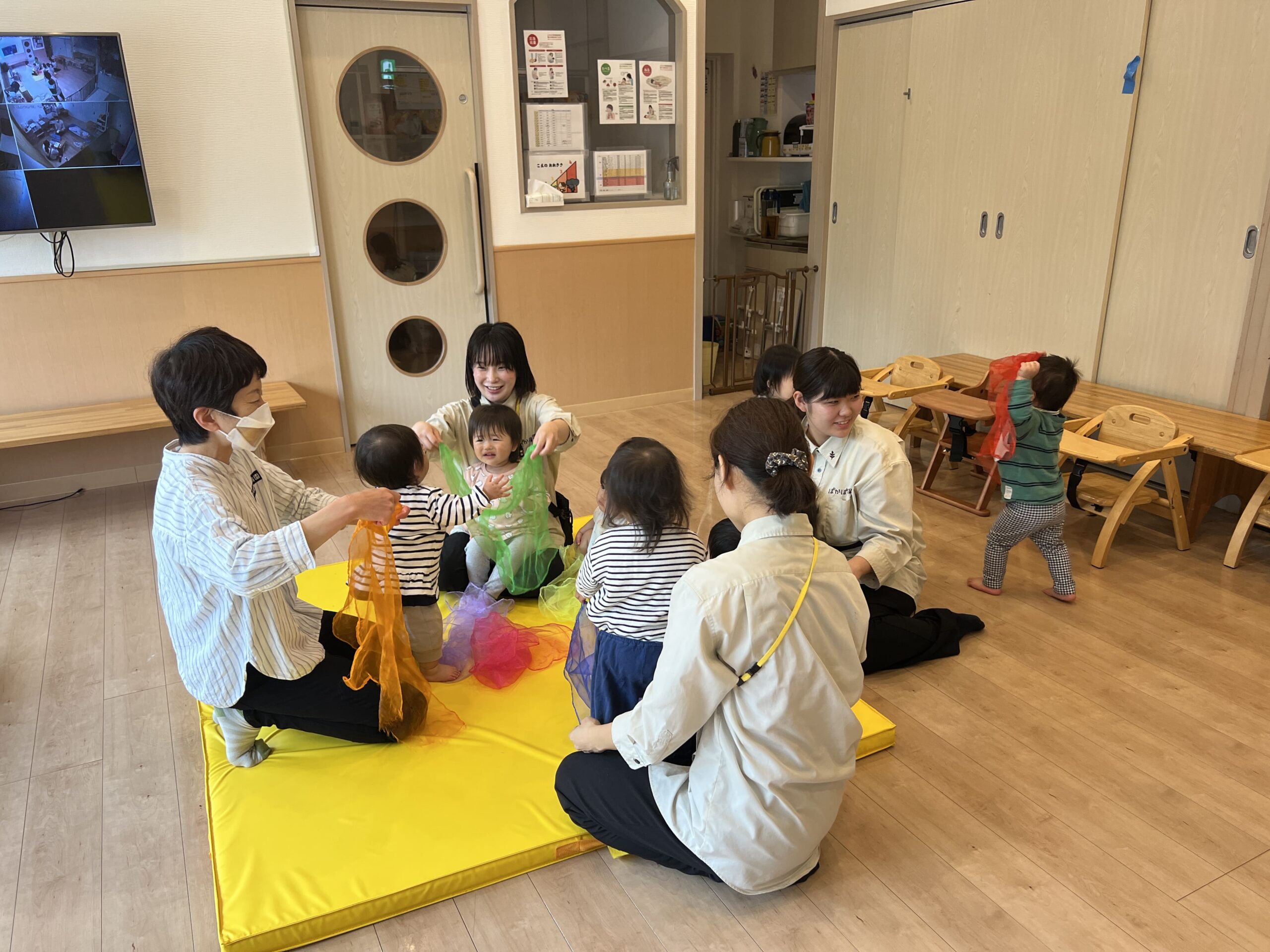 音楽遊び大好き♪ ぽかぽか保育園