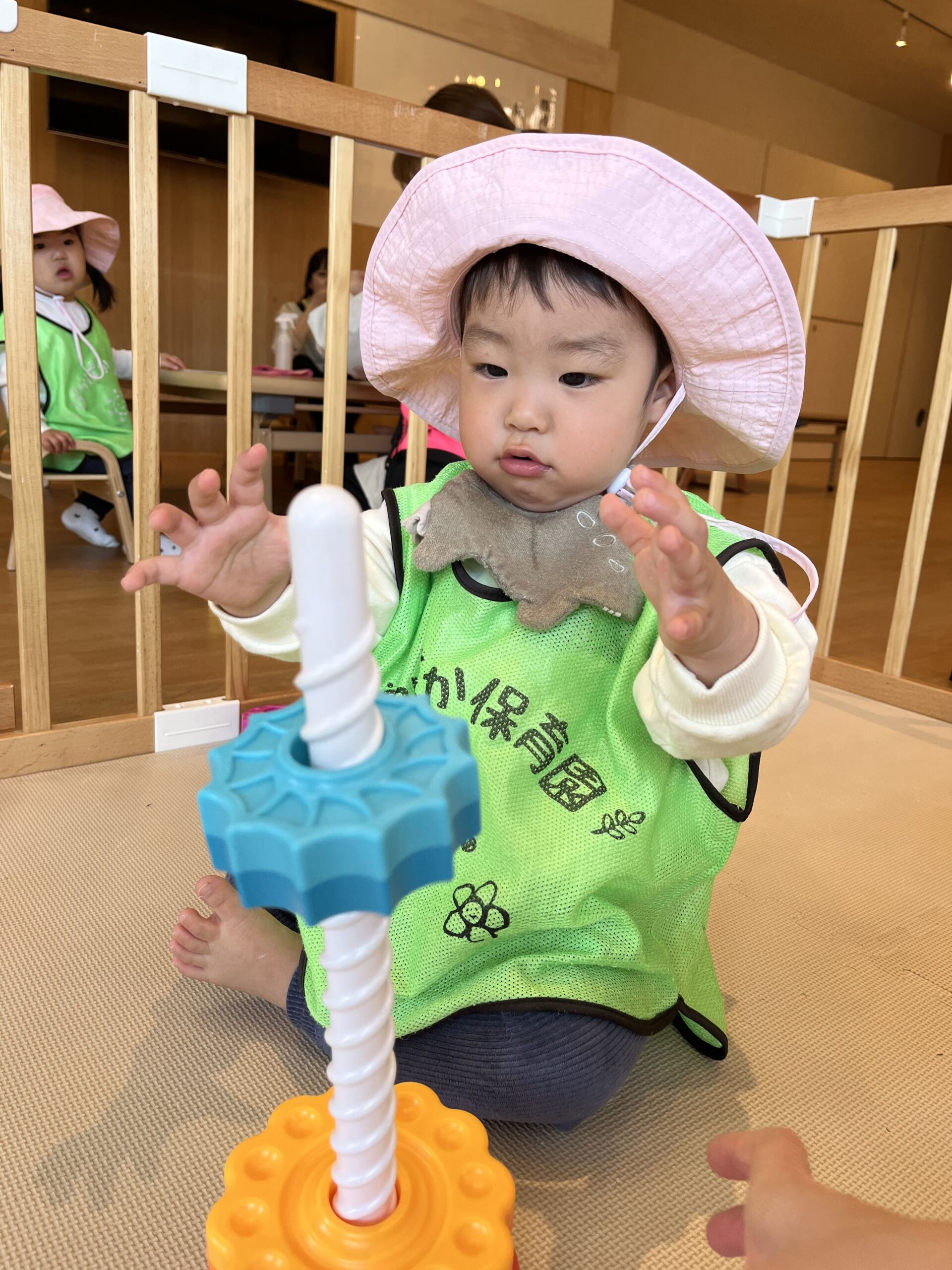 「見ててね!」があふれた1日〜アナログゲームと公園探検〜 ぽかぽか保育園多摩平園