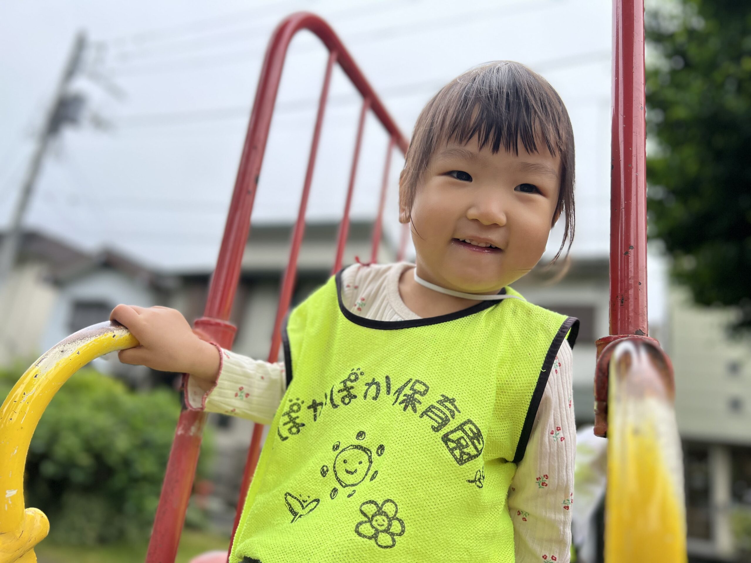 雨上がりの公園で元気にあそぼう！　ぽかぽか保育園