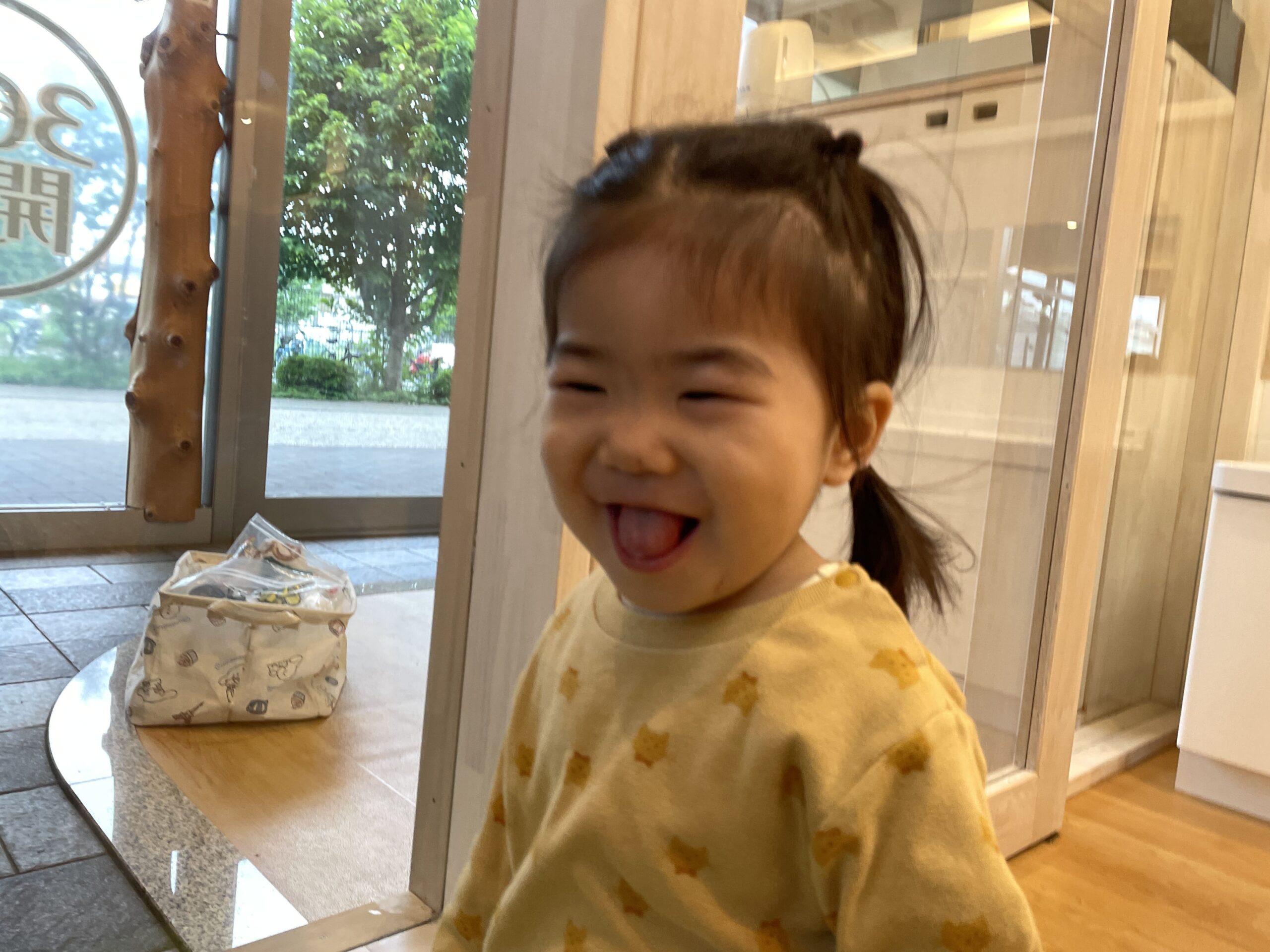 雨の合間で　ぽかぽか保育園多摩平園