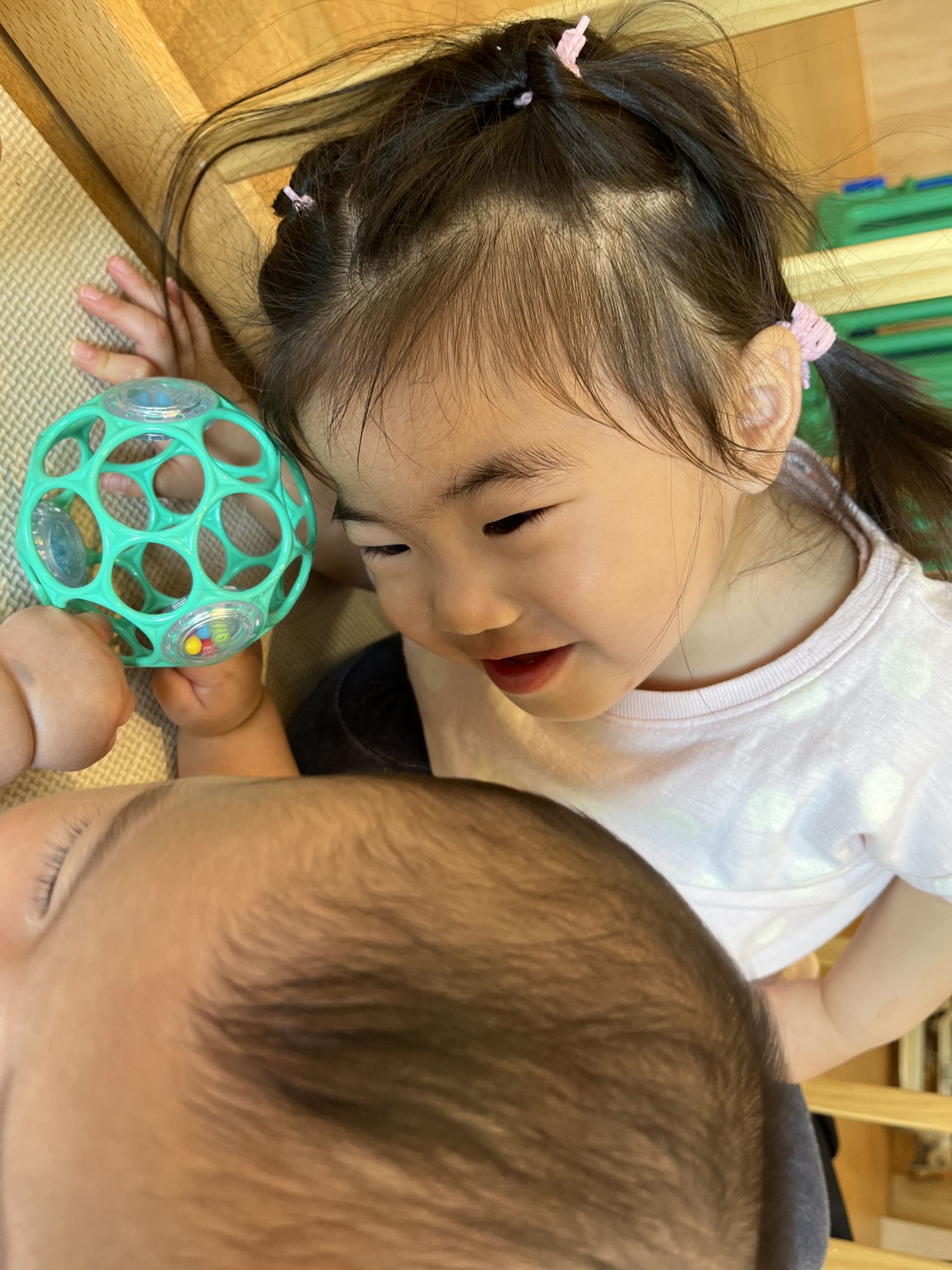 やさしさと発見があふれる一日　ぽかぽか保育園多摩平園