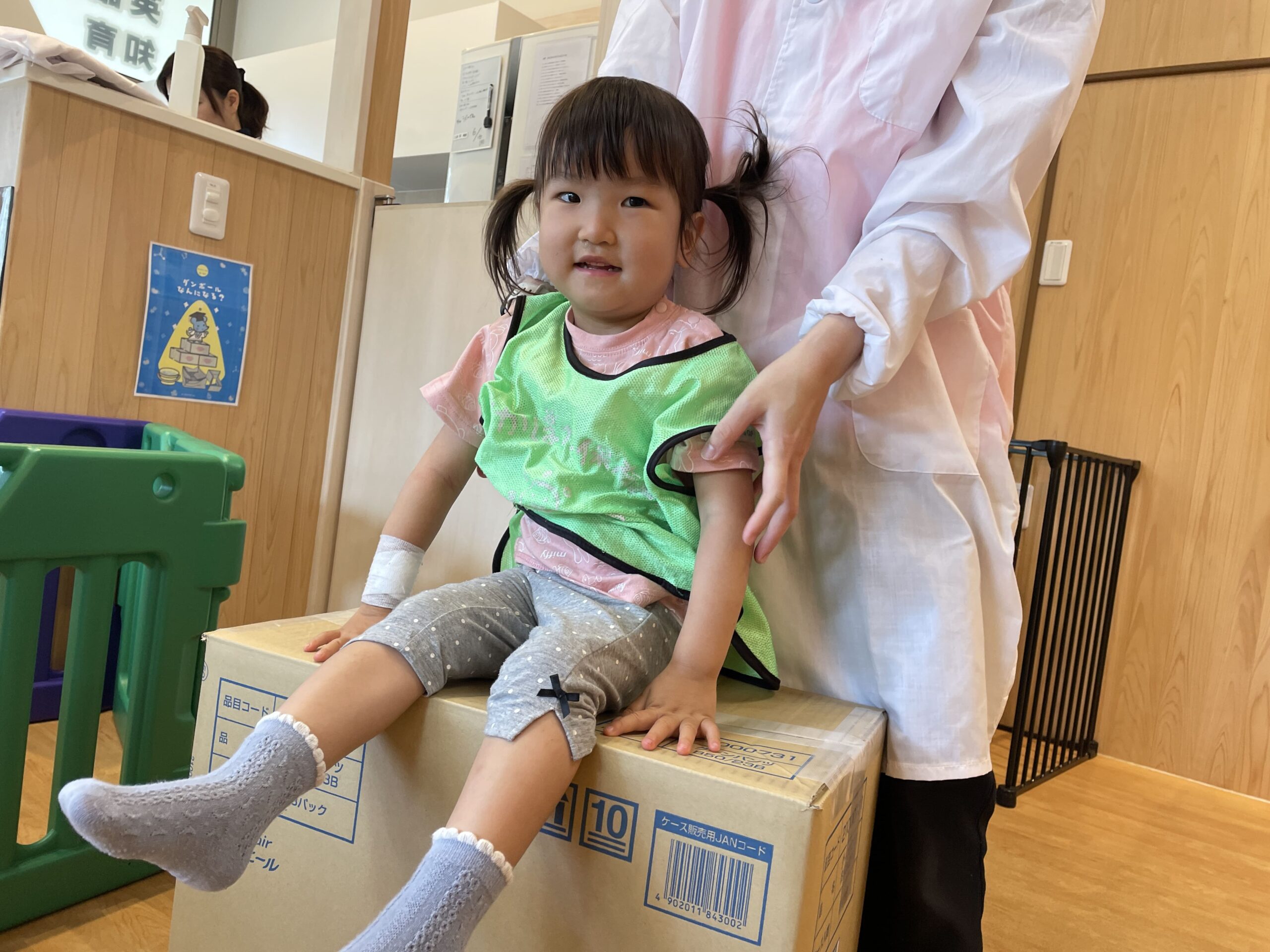 保育室でも公園でも発見の連続！！ぽかぽか保育園多摩平園