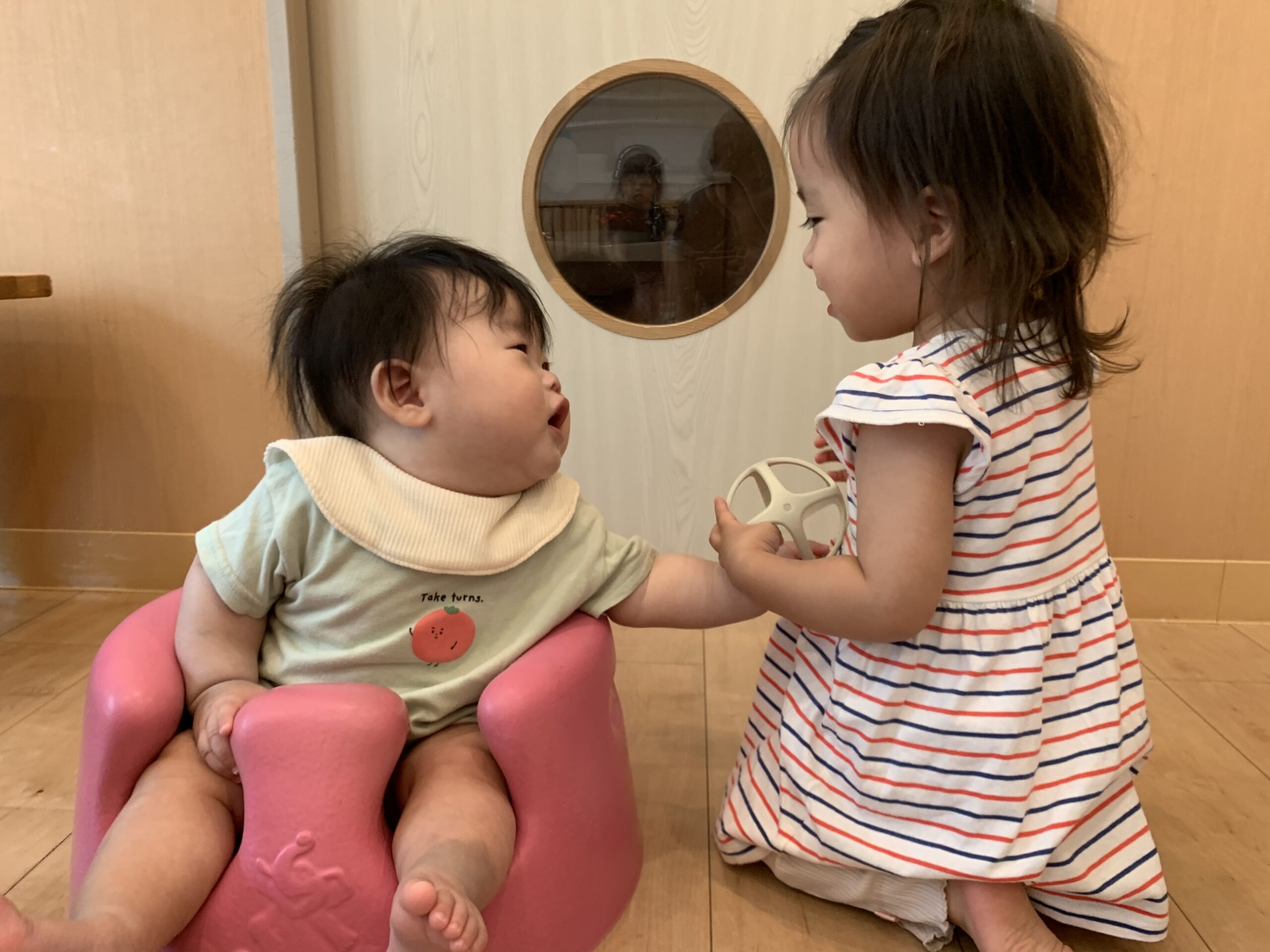 冷たい氷と運動あそびで大発見！心もからだも元気いっぱいの一日　ぽかぽか保育園