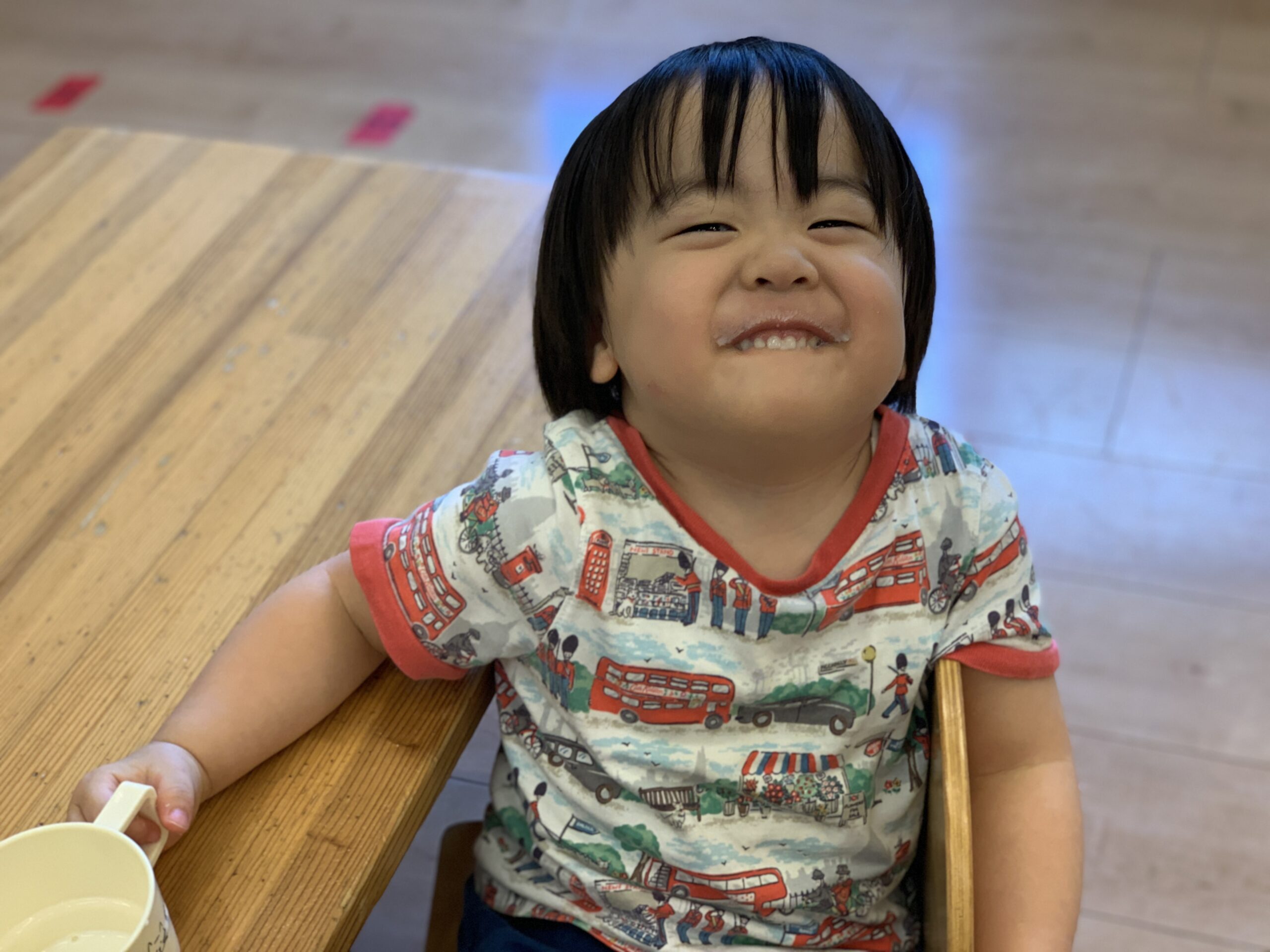 音楽遊びと英語遊びで元気いっぱい！