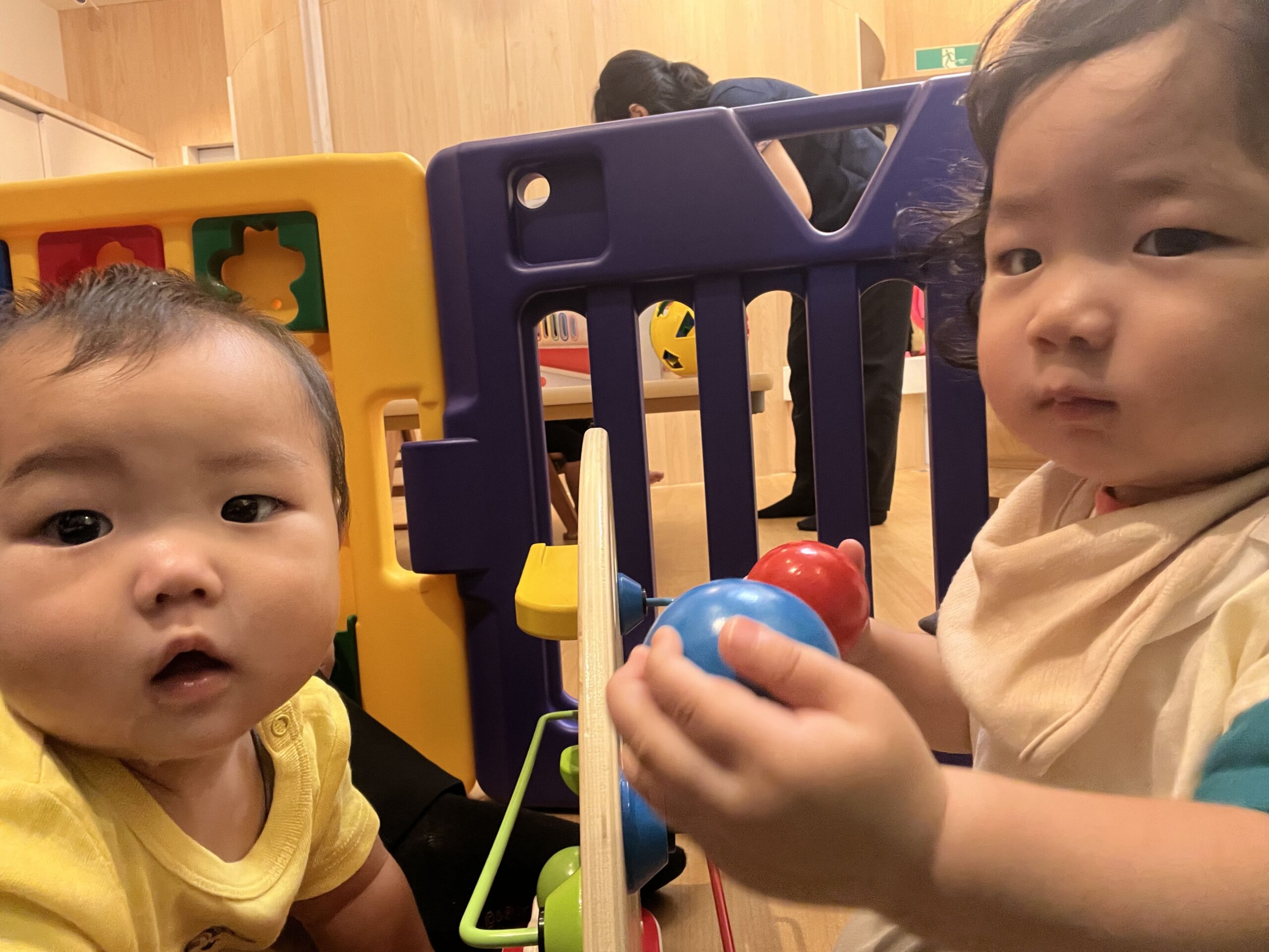 ぽかぽか保育園青空・虹組の音楽遊び&水遊びレポート ぽかぽか保育園多摩平園