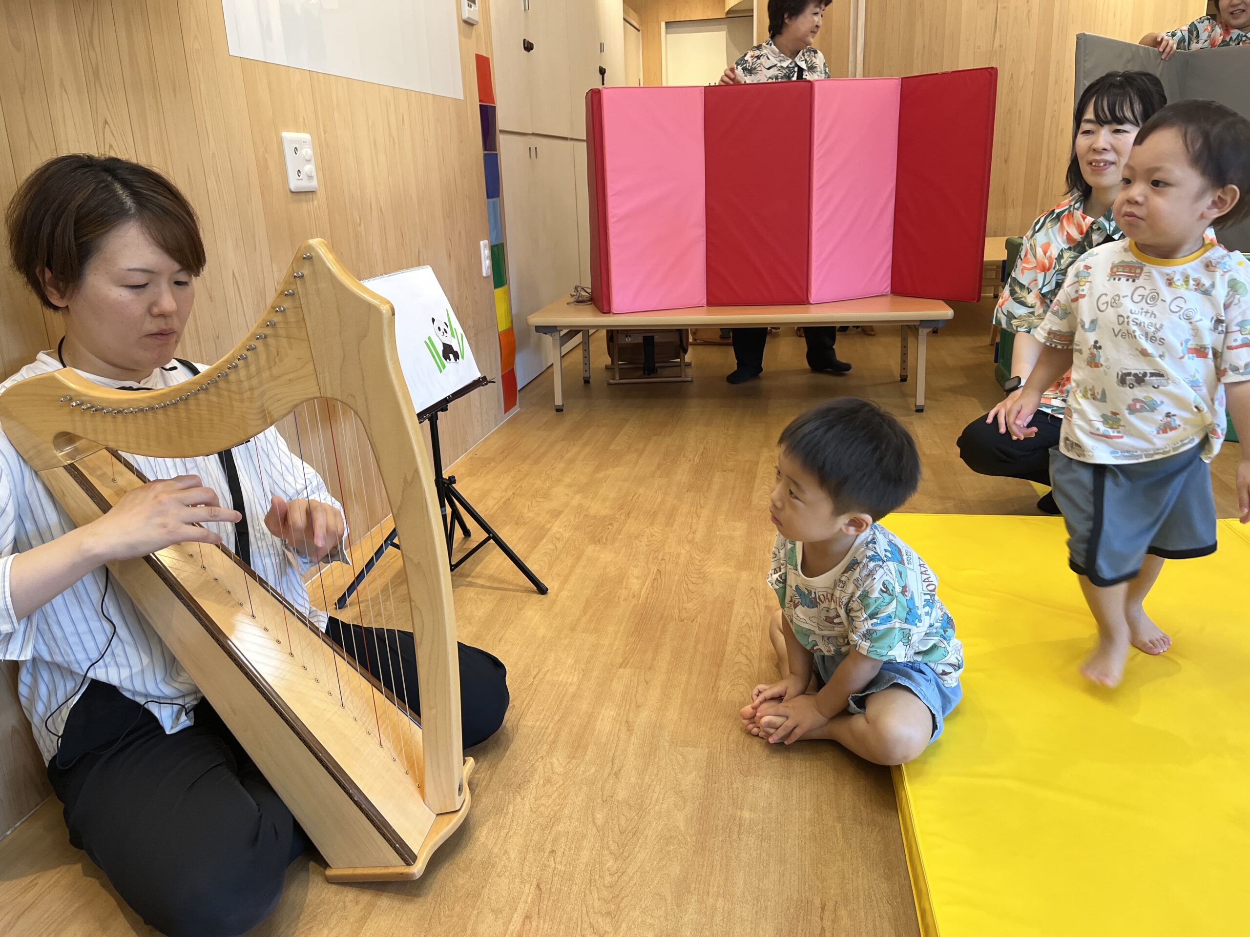 室内遊びも楽しいよ~♬ ぽかぽか保育園多摩平園