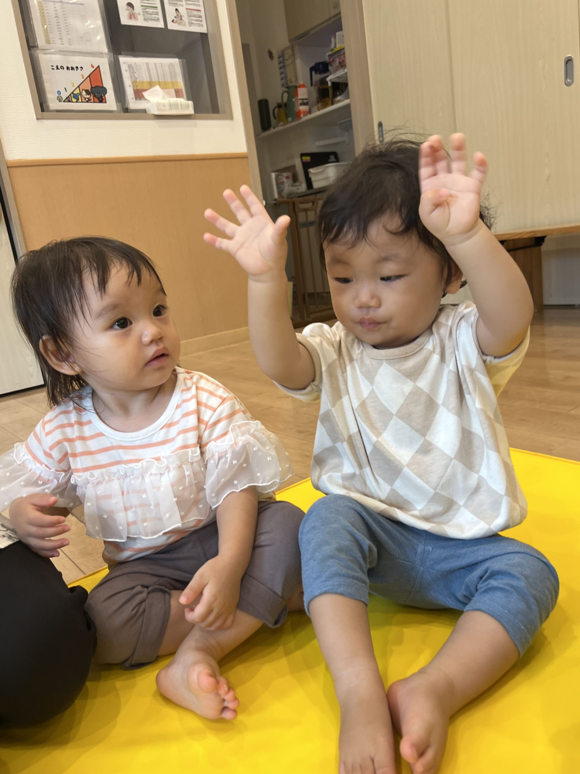 音楽遊びと英語遊びで笑顔いっぱい！ 楽しい体験が盛りだくさんの日！　ぽかぽか保育園