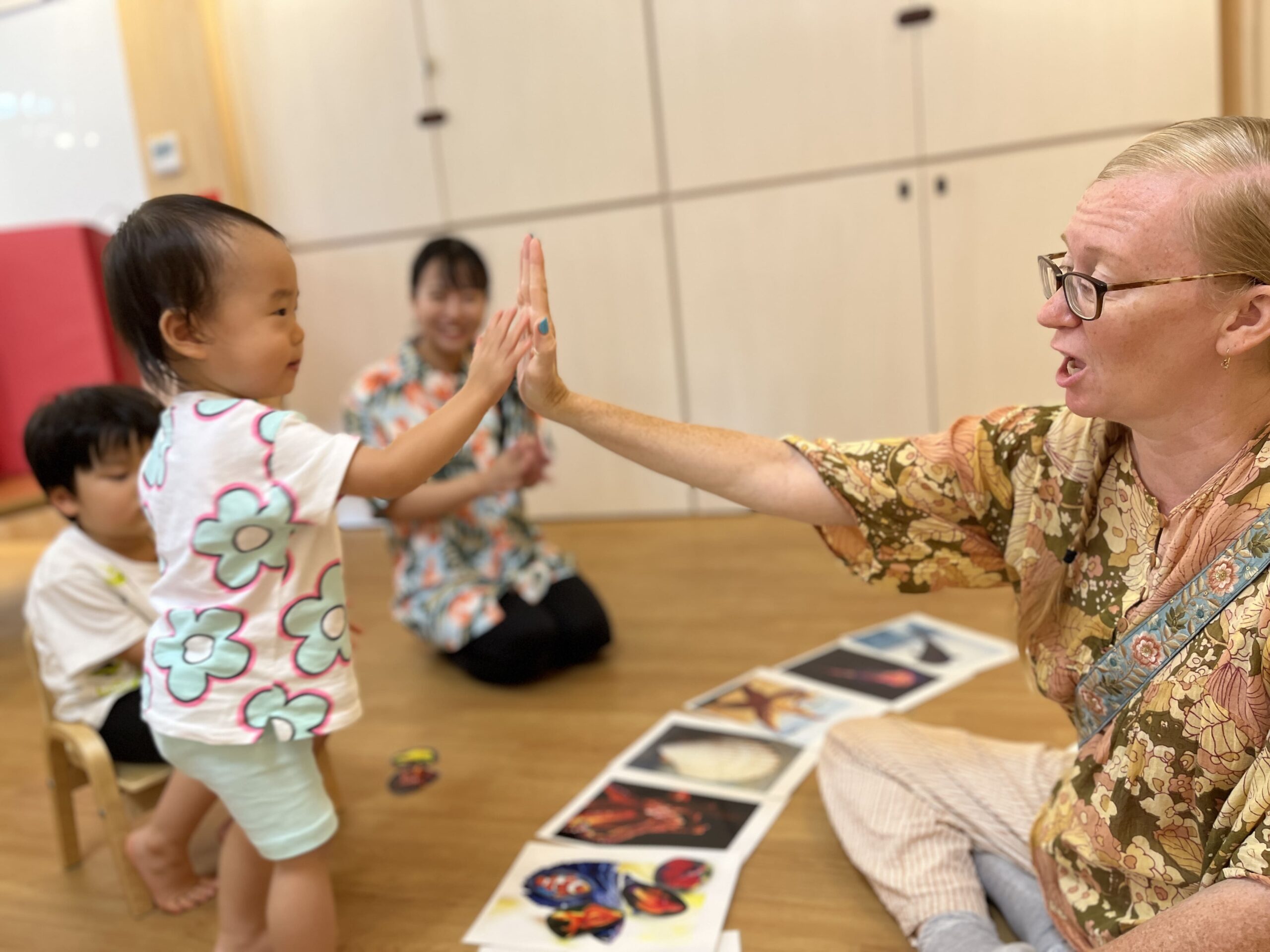 楽しい英語遊び♬　ぽかぽか保育園多摩平園