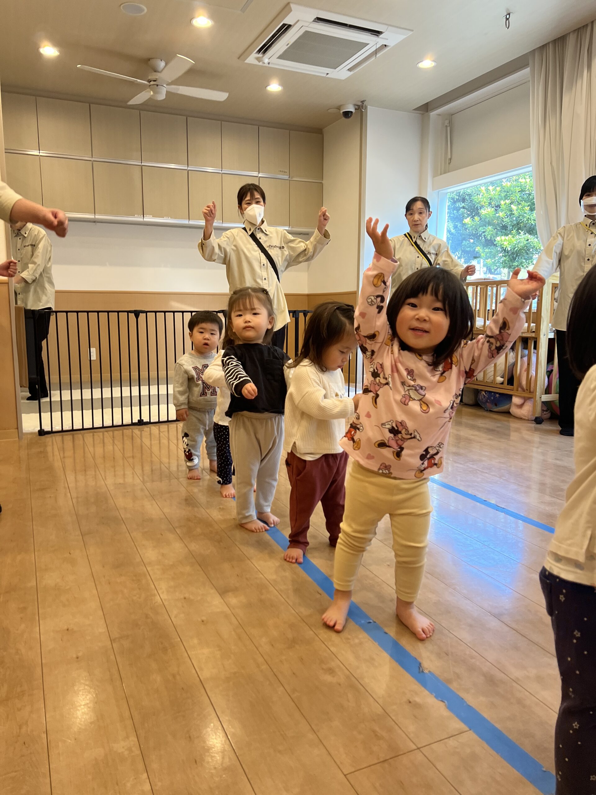 晴れテラス!合同サイエンスと外遊び ぽかぽか保育園