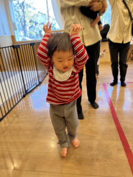 笑顔はじける！音楽と英語☆　ぽかぽか保育園