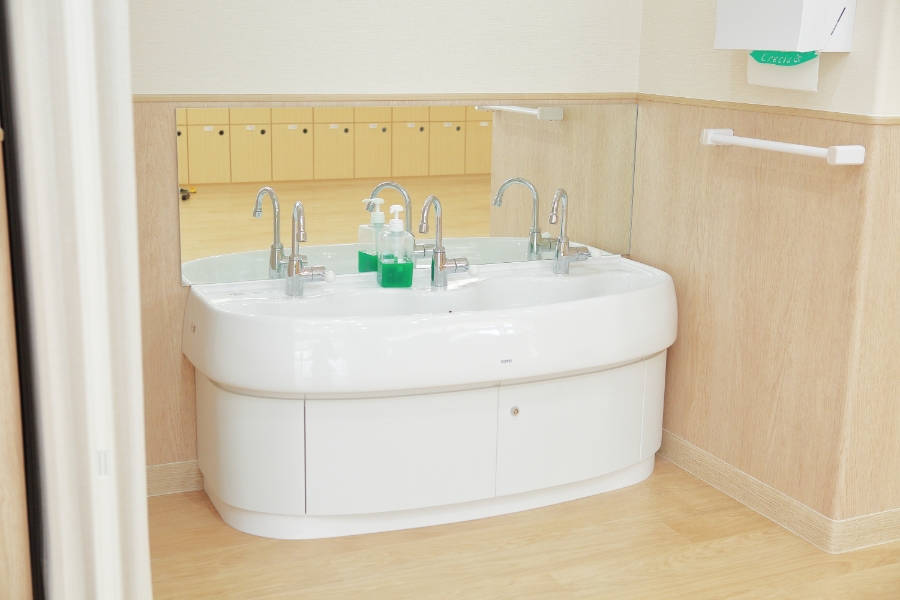 小さな手洗い場